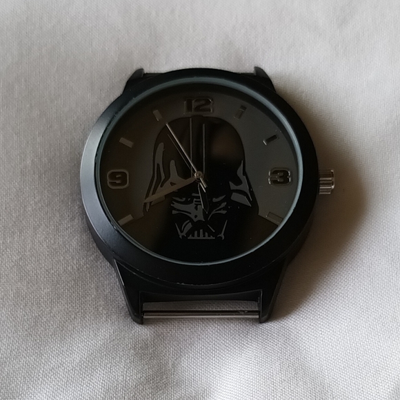 Avon Dark Side Darth Vader Watch - Picture 2 of 3